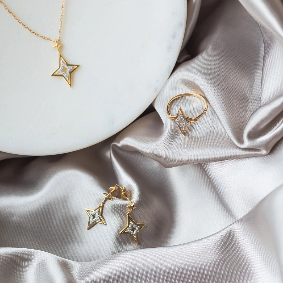 スターピアス（14K）