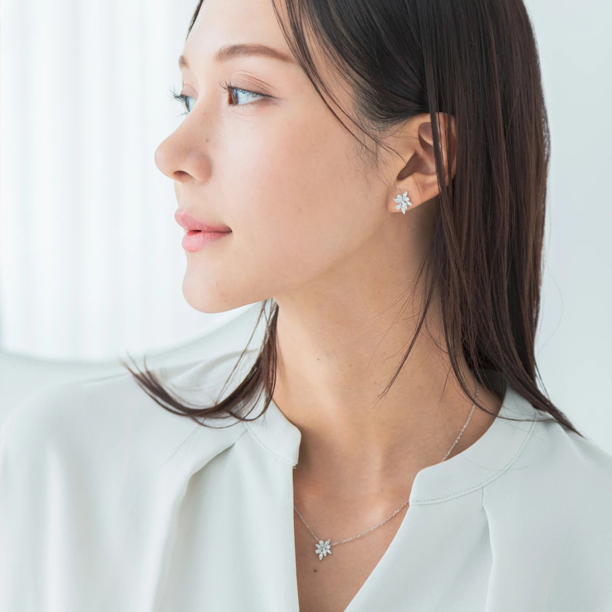 ペタルピアス（14K）